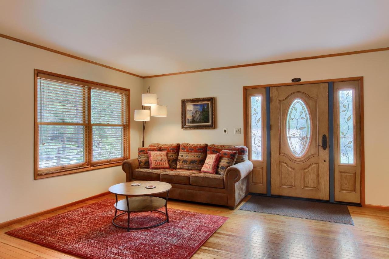 Apple Tree Bear House Villa Yosemite West Exterior foto
